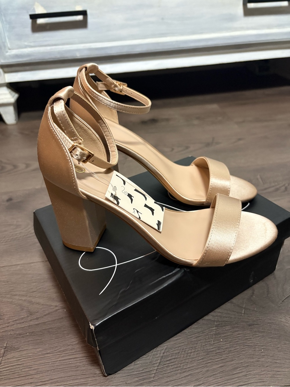 Chunky Block Heels Open Toe Ankle Strap Sandals Elegant Polished Wedding - Picture 2 of 6